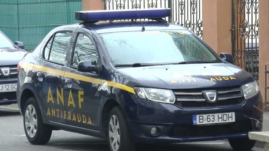 Fiscul informeaza clientii firmelor cu datorii Antreprenorii se plang de masuri abuzive