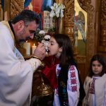 Drobeta Turnu Severin Copiii Grupului catehetic Ucenicii Sfantului Ioan Gura de Aur au adus fericire in comunitate cu ocazia Pasteului