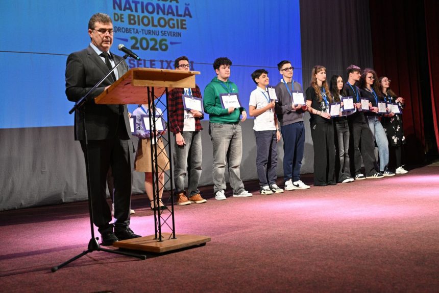 Elevii de exceptie de la Olimpiada Nationala de Biologie premiati pentru performantele si realizarile lor remarcabile