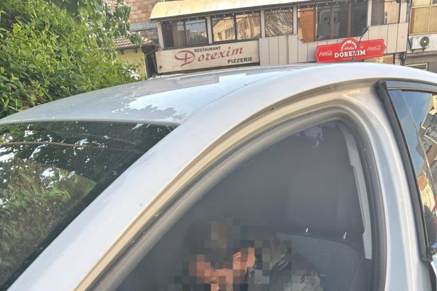 Hotul obosit de munca a adormit in masina pe care venise sa o jefuiasca