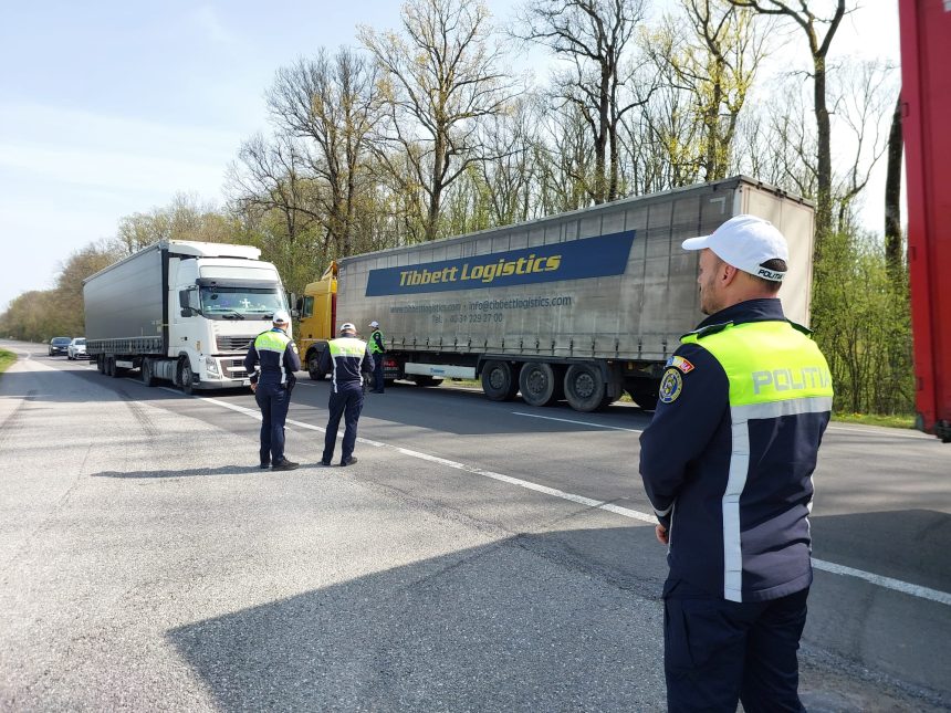 Raid de amploare pe drumurile din Mehedinti zeci de soferi si au pierdut permisul intr o singura zi