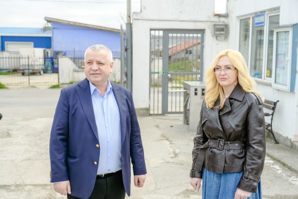 Se finalizeaza ultimele pregatiri pentru deschiderea targului de miei din Severin vanzarile incep pe 6 aprilie