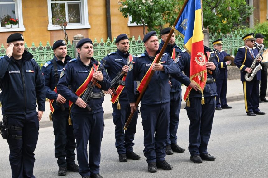 Ziua Veteranilor de Razboi celebrata la Severin Un omagiu adus eroilor Romaniei