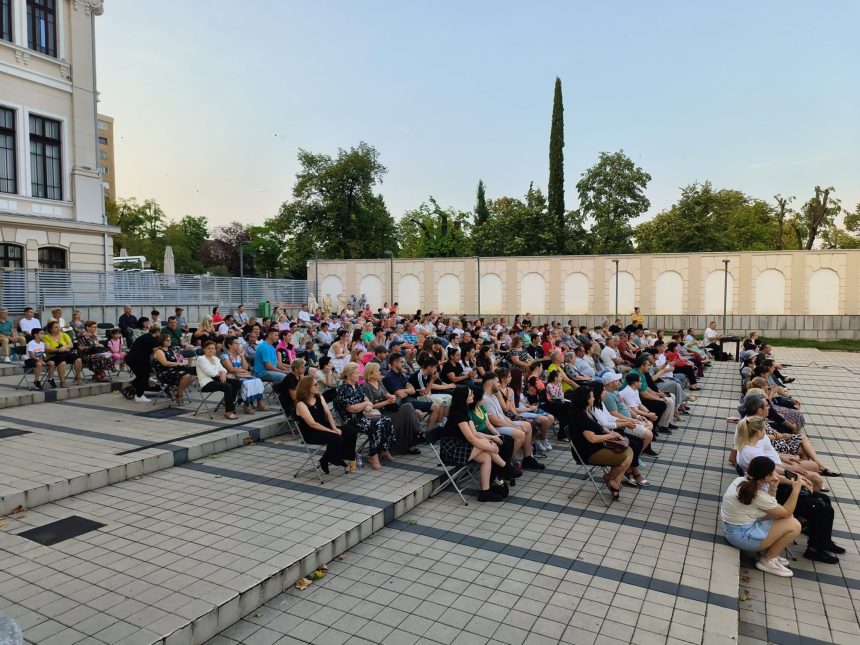 Drobeta orasul cu seri de film zile de cinematografie romaneasca in doua decoruri impresionante