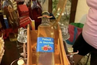 Festivalul Smochinelor debuteaza maine la Svinita Patru zile de traditie muzica si gastronomie