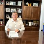 Un nou proiect de aproape 2 milioane de lei pentru copiii din Mehedinti sute de elevi vor beneficia de sprijin pentru a preveni abandonul scolar