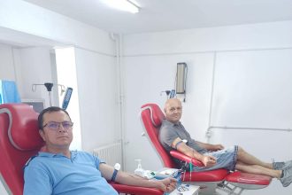 val de solidaritate la centrul de transfuzie sanguina mehedinti zeci de persoane au donat sange in ultimele saptamani