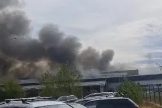 Incendiu la un depozit de hârtie din Drobeta-Turnu Severin