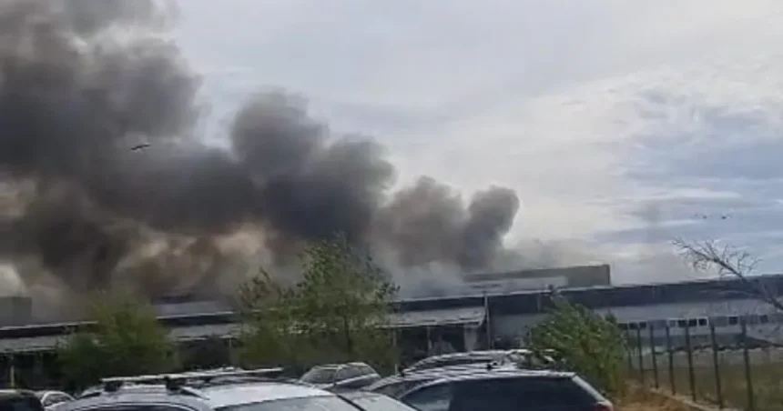 Incendiu la un depozit de hârtie din Drobeta-Turnu Severin