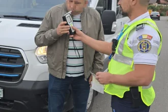 Poliția a verificat 17 microbuze școlare pentru siguranța elevilor