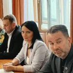 Uniforma școlară primește raport favorabil în Comisia de învățământ