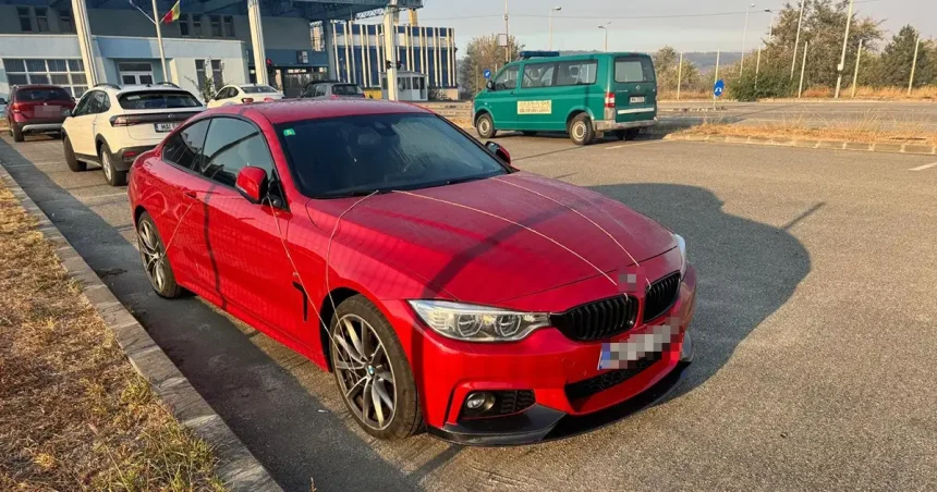 Autoturism căutat de autorități, depistat la PTF Porțile de Fier II