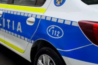 Șofer băut și cu permisul anulat, implicat într-un accident după o urmărire